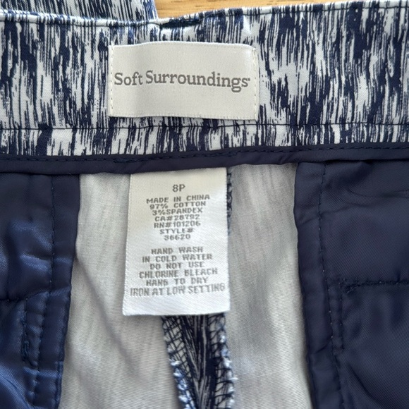 Soft Surroundings Blue and White Ankle Cropped size 8 petite cotton spandex - Picture 2 of 8